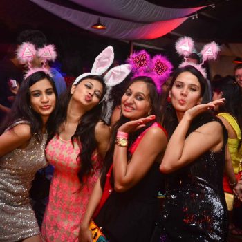 sinq-beach-club-bachelorette-party-2